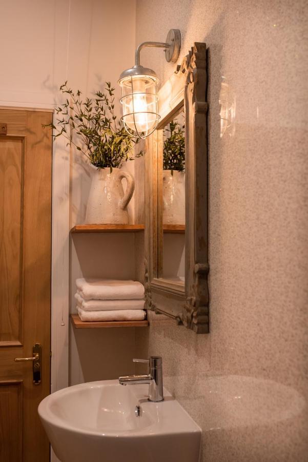 Finest Retreats - The Cotton Rooms ماتلوك المظهر الخارجي الصورة